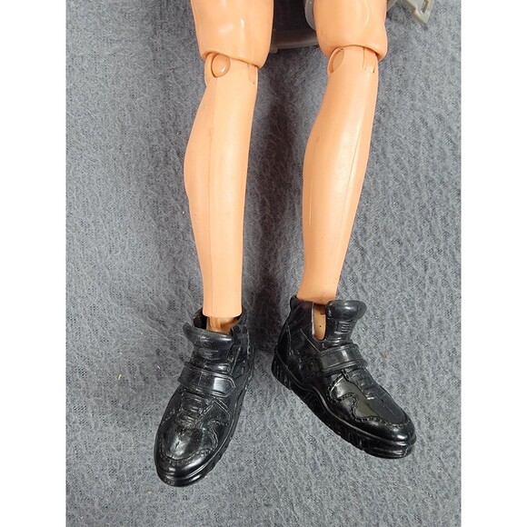 Vintage 2002 GI Joe Cobra Action Figure 12" Hasbro Mask Armor Black Shoes Toy - Picture 5 of 10